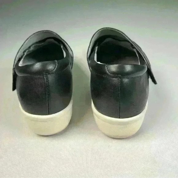 Lightly used  TRAQ BY ALEGRIA "QIN" WOMENS SMART WALKING SHOES BLACK - Picture 5 of 13